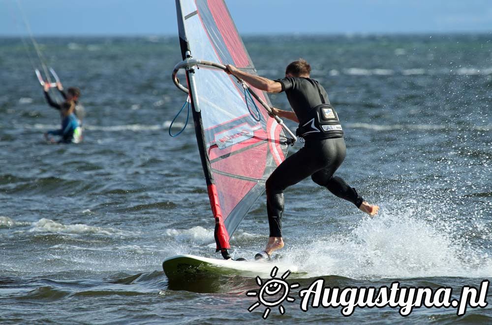 Windsurfing i kitesurfing  w Jastarni na Pwyspie Helskim