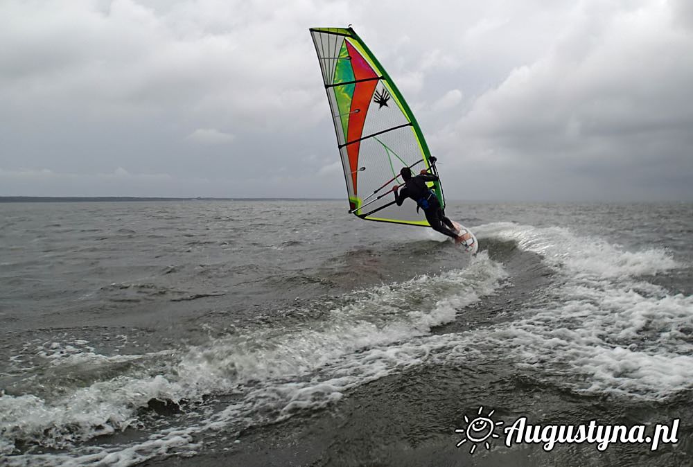 Windsurfing i kitesurfing 14-08-2014 w Jastarni na Pwyspie Helskim