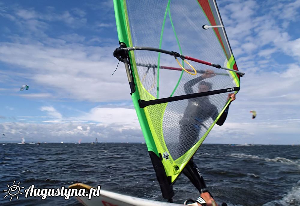 Windsurfing i kitesurfing 14-08-2014 w Jastarni na Pwyspie Helskim