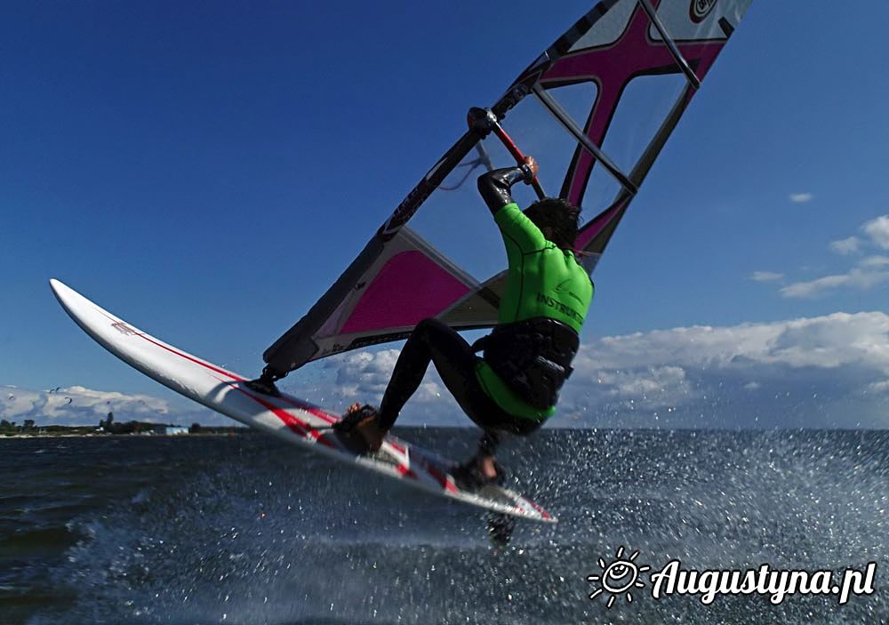 Windsurfing i kitesurfing 14-08-2014 w Jastarni na Pwyspie Helskim