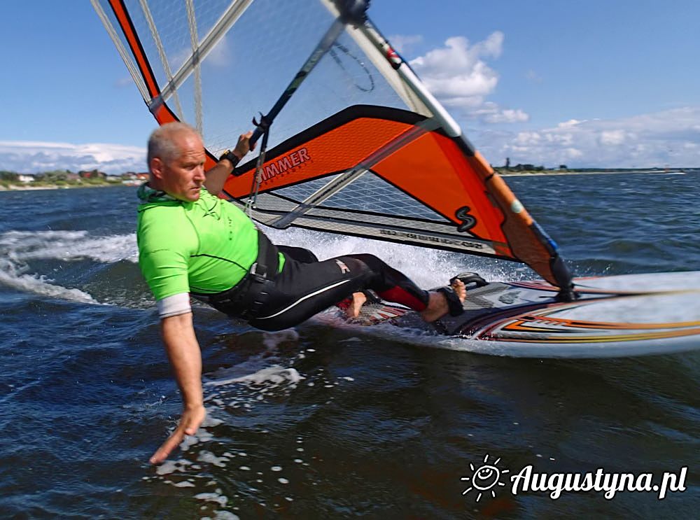 Windsurfing i kitesurfing 14-08-2014 w Jastarni na Pwyspie Helskim