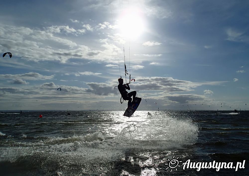 Windsurfing i kitesurfing 16-08-2014 w Jastarni na Pwyspie Helskim