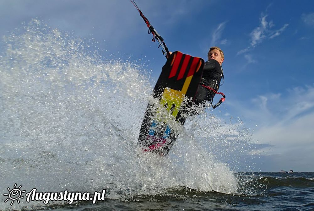 Windsurfing i kitesurfing 16-08-2014 w Jastarni na Pwyspie Helskim