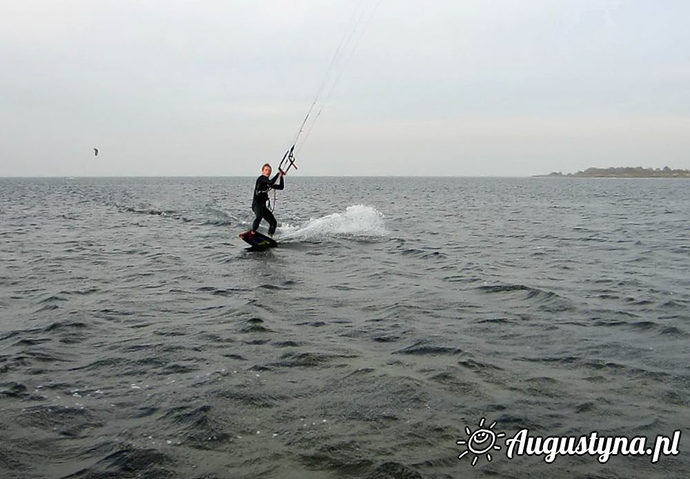 Windsurfing i kitesurfing 27-10-2014 w Jastarni na Pwyspie Helskim