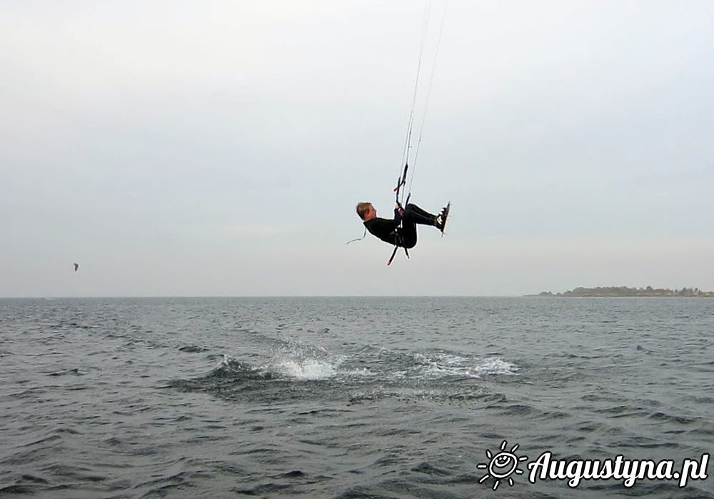 Windsurfing i kitesurfing 27-10-2014 w Jastarni na Pwyspie Helskim