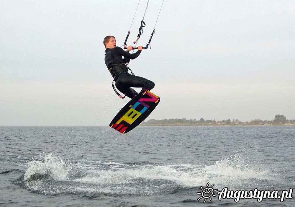 Windsurfing i kitesurfing 27-10-2014 w Jastarni na Pwyspie Helskim