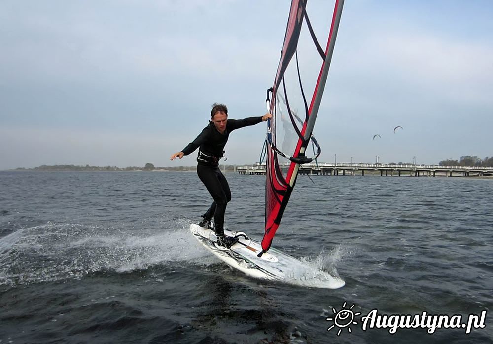 Windsurfing i kitesurfing 27-10-2014 w Jastarni na Pwyspie Helskim