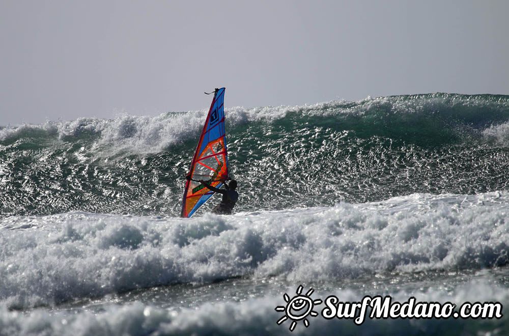 Mast high waves at Los Christianos with Alex Mussolini, Valter Scotto and others