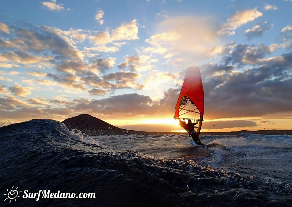 Sunset windsurfing at Harbour Wall in El Medano