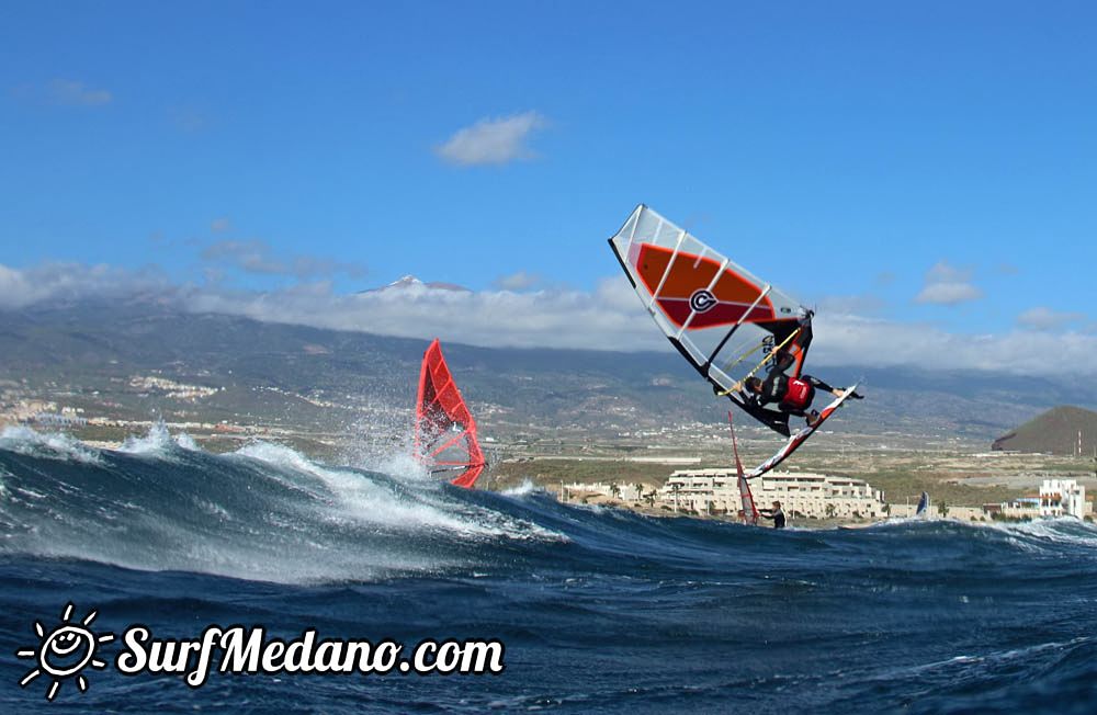 Sunset windsurfing at Harbour Wall in El Medano