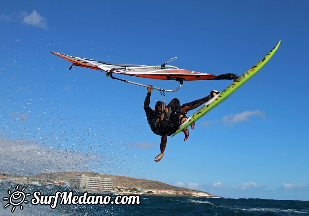 Sunset windsurfing at Harbour Wall in El Medano