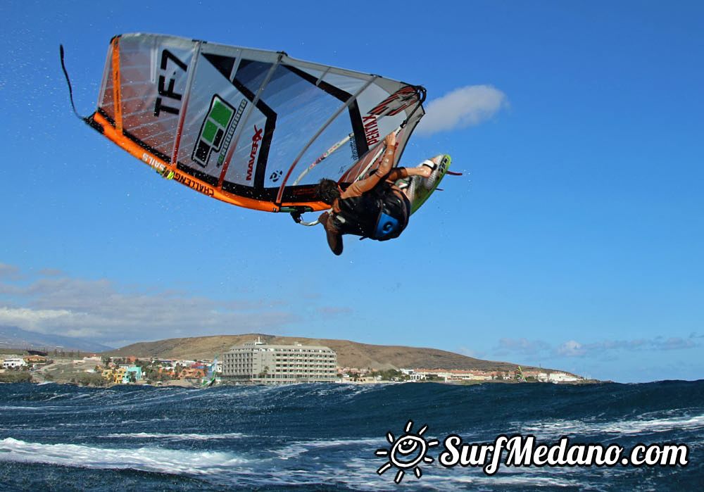 Sunset windsurfing at Harbour Wall in El Medano