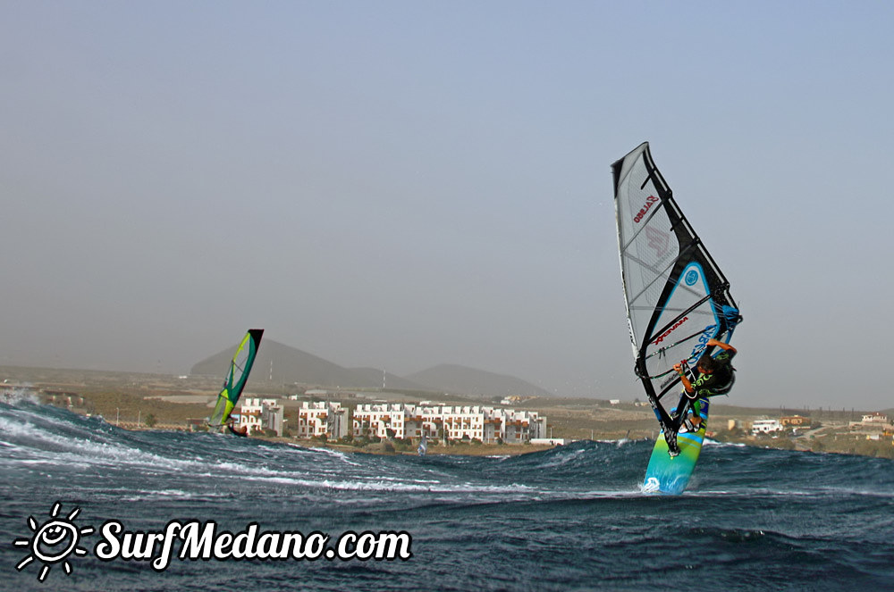 Ripping waves at El Cabezo in El Medano 10-01-2014