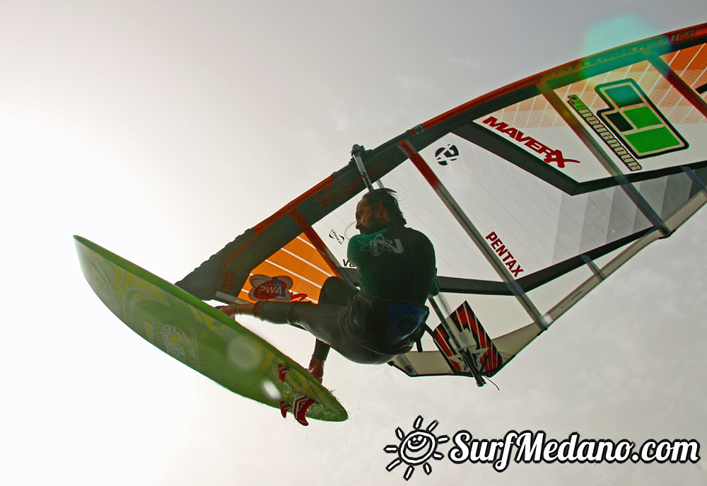 Ripping waves at El Cabezo in El Medano 11-01-2014