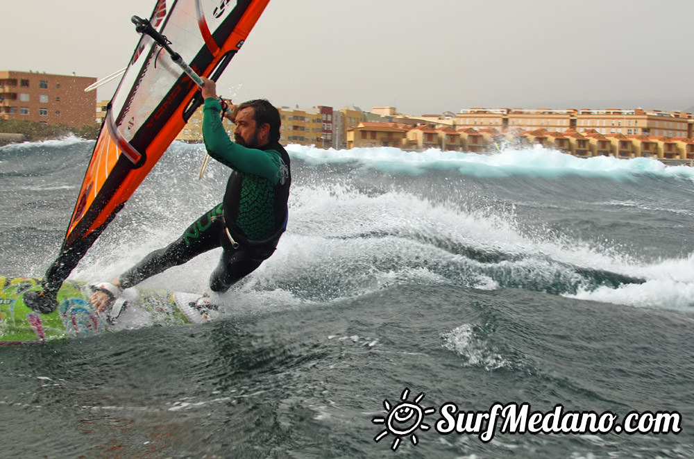 Ripping waves at El Cabezo in El Medano 11-01-2014