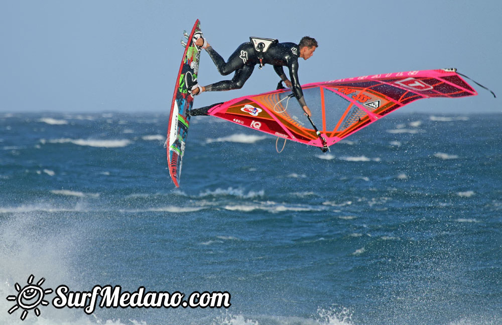 Windsurfing at El Cabezo with Bruch, Lewis, Mussolini, Aleix Sanllehy and others 26-02-2015