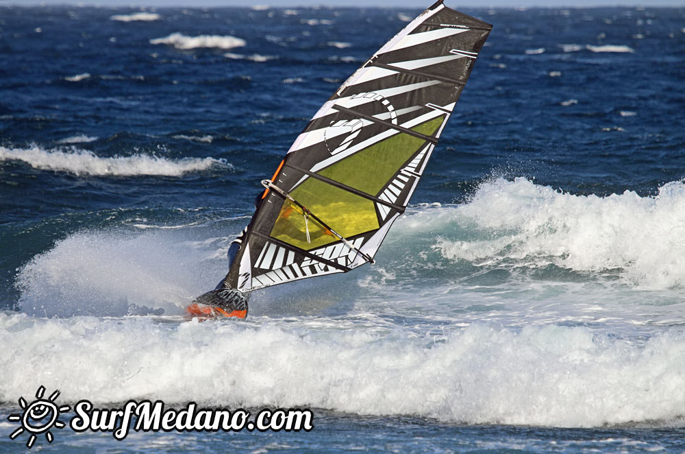 POINT-7 Black Team testing SWAG, SPY, SALT and SPLASH sails 