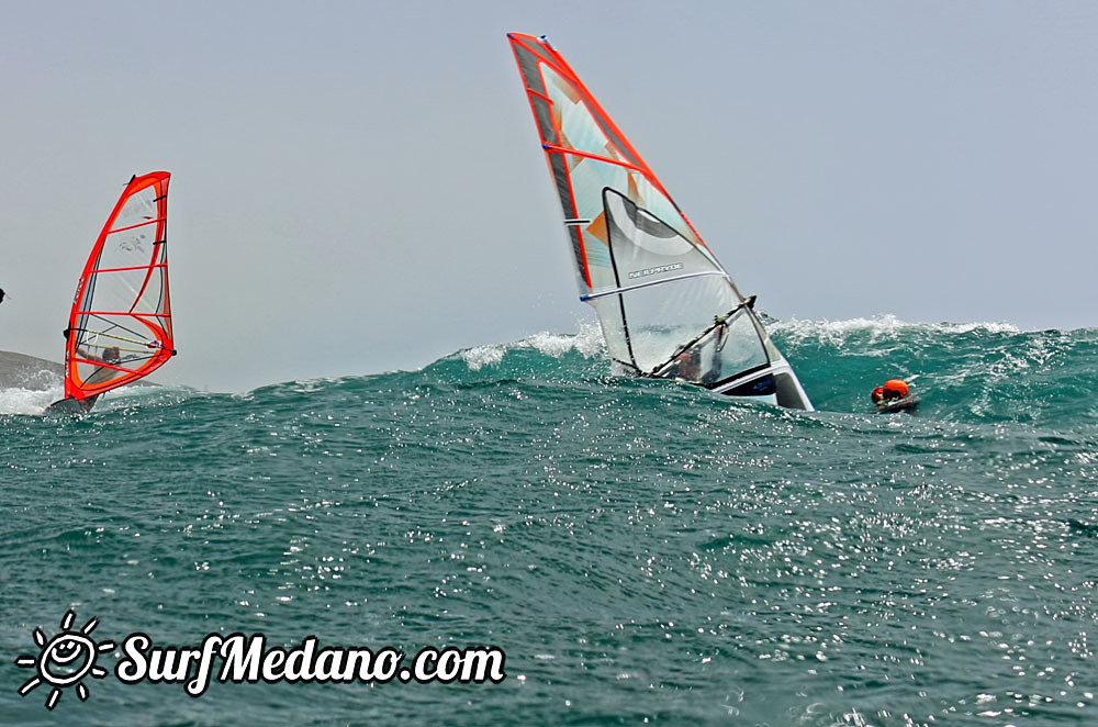 Windy Calima in El Medano 16-05-2015 Tenerife