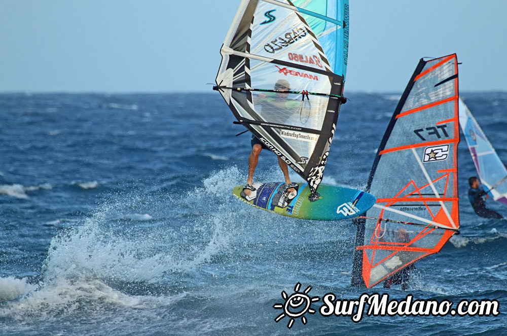 Wave windsurfing at El Cabezo in El Medano 19-11-2015