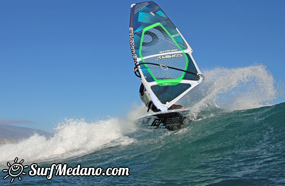 Sun, wind and fun at El Cabezo in El Medano 23-11-2015  