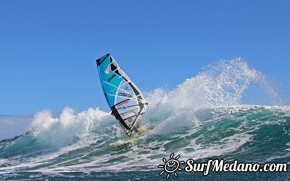 Sun, wind and fun at El Cabezo in El Medano 23-11-2015  