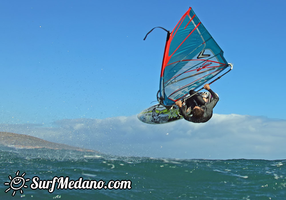 Sun, wind and fun at El Cabezo in El Medano 23-11-2015  