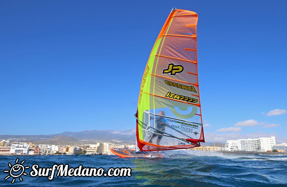 TWS Windsurf Pro Slalom Training 2016 in El Medano