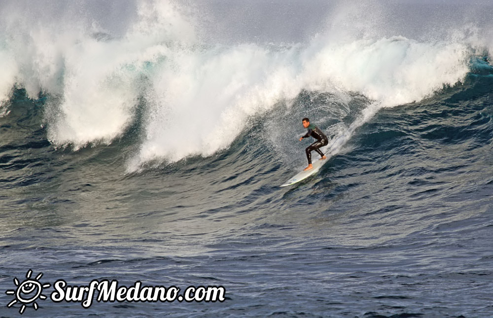 BIG XXL Wave Surfing North Tenerife Tenerife