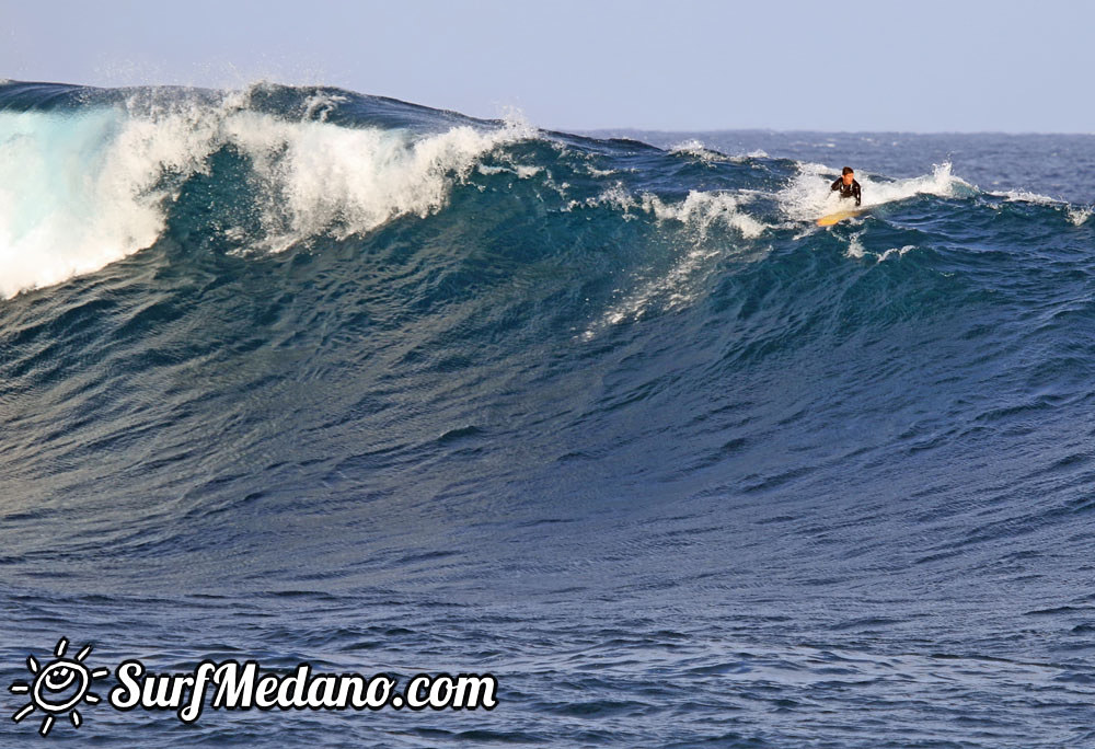 BIG XXL Wave Surfing North Tenerife Tenerife