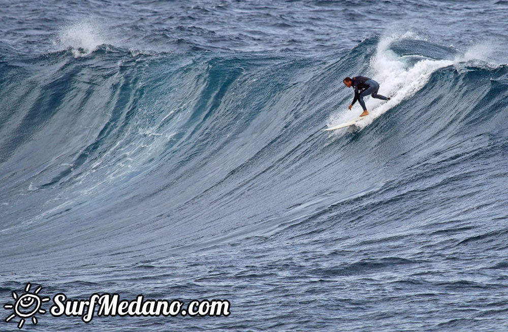 BIG XXL Wave Surfing North Tenerife Tenerife