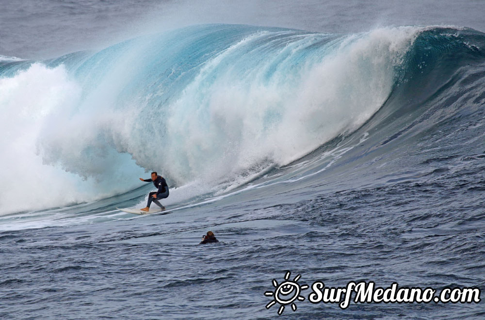 BIG XXL Wave Surfing North Tenerife Tenerife