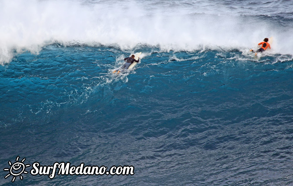 BIG XXL Wave Surfing North Tenerife Tenerife