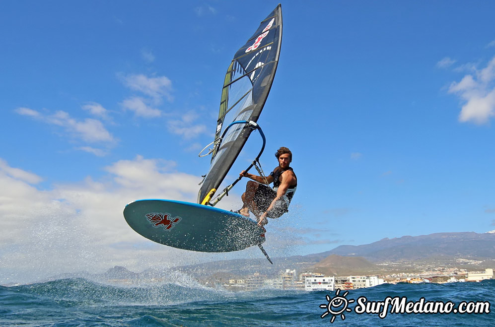 TWS Windsurf Pro Slalom Training 2016 in El Medano Tenerife