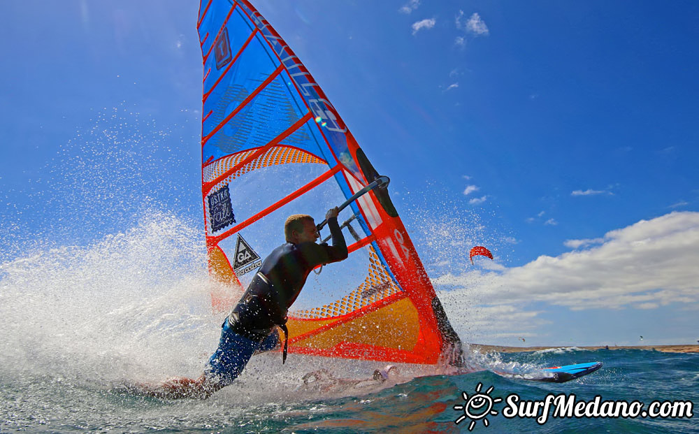 TWS Windsurf Pro Slalom Training 2016 in El Medano Tenerife