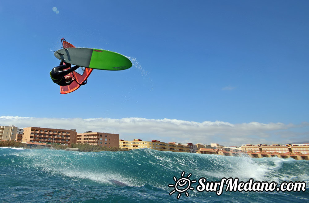 Wave windsurfing at El Cabezo in El Medano 09-03-2016  