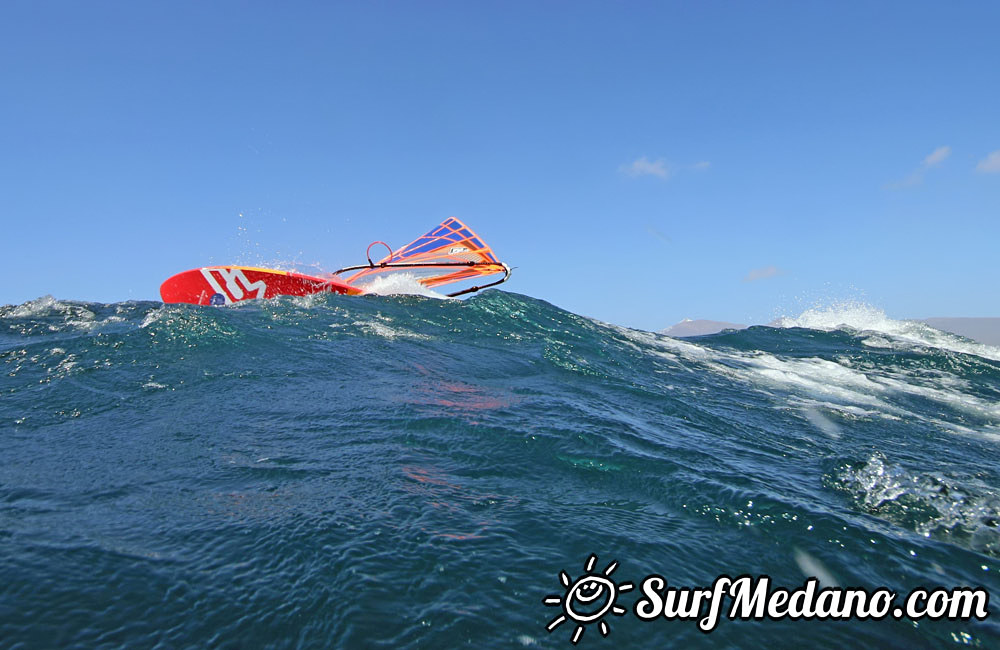 Wave windsurfing at El Cabezo in El Medano 09-03-2016  