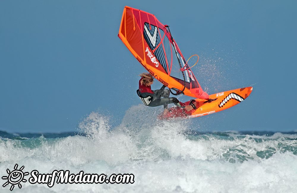 Wave windsurfing at El Cabezo in El Medano 30-04-2016  