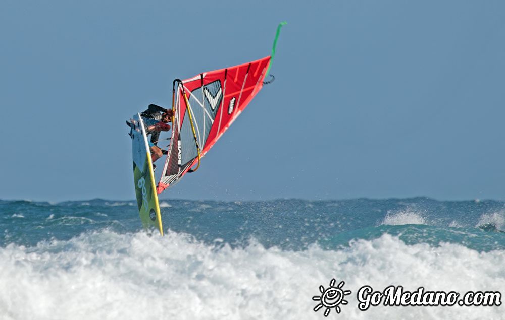 Wave windsurfing in El Medano 15-05-2016  