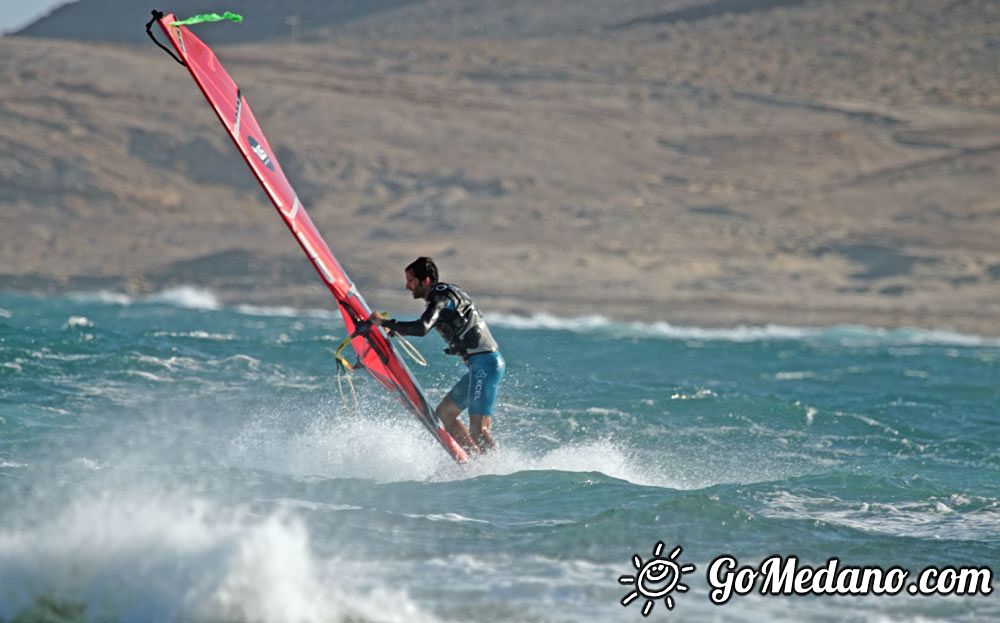 Wave windsurfing in El Medano 15-05-2016  