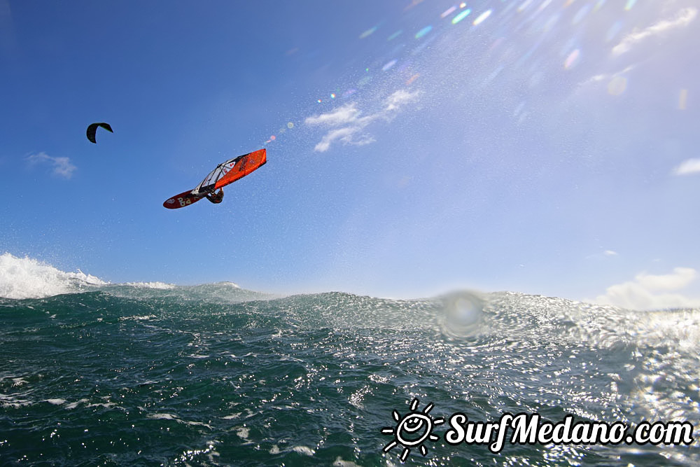 Enjoying 30 knots of wind in El Medano 12-11-2016