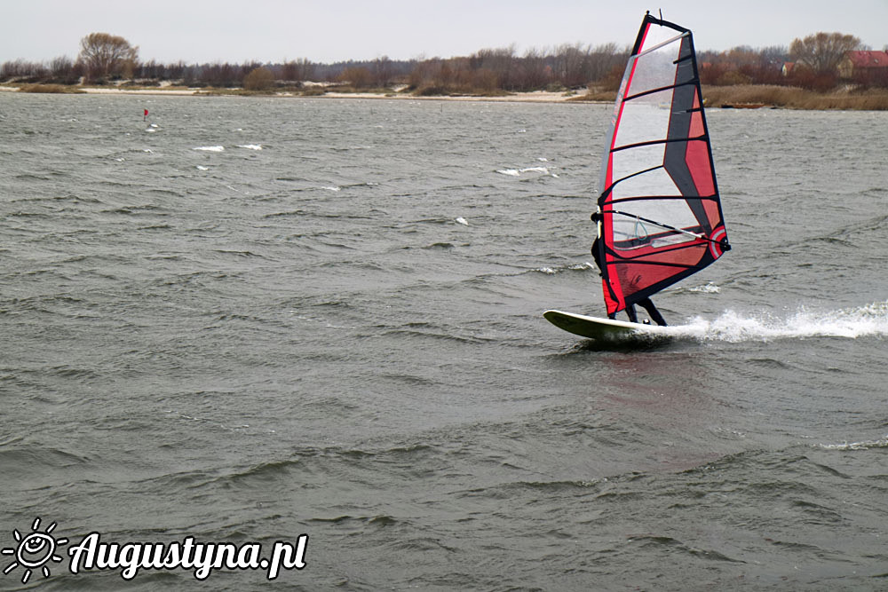 Zimny windsurfing, czyli 26-11-2016 w Jastarni na Po?wyspie Hel