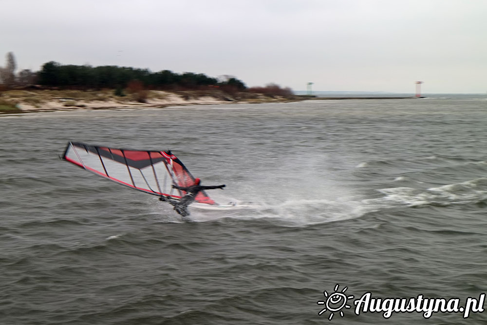 Zimny windsurfing, czyli 26-11-2016 w Jastarni na Po?wyspie Hel