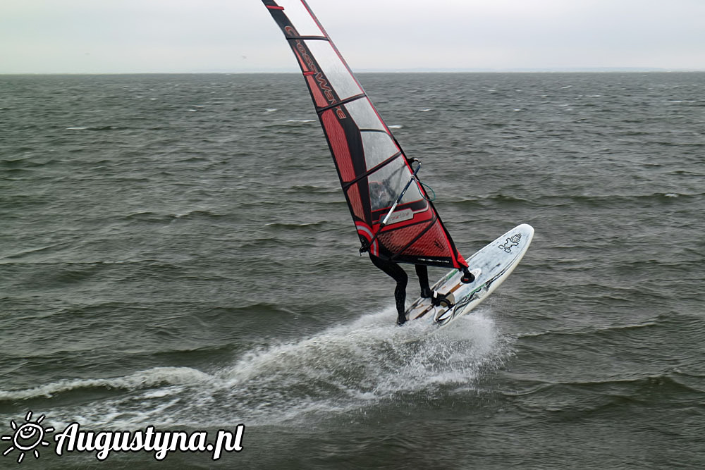 Zimny windsurfing, czyli 26-11-2016 w Jastarni na Po?wyspie Hel