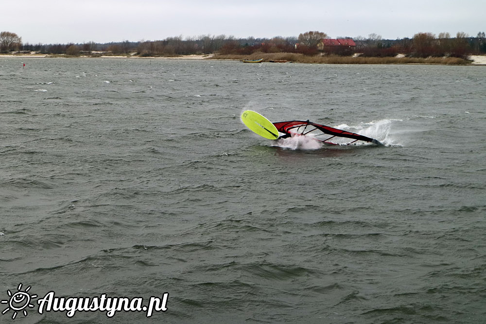 Zimny windsurfing, czyli 26-11-2016 w Jastarni na Po?wyspie Hel