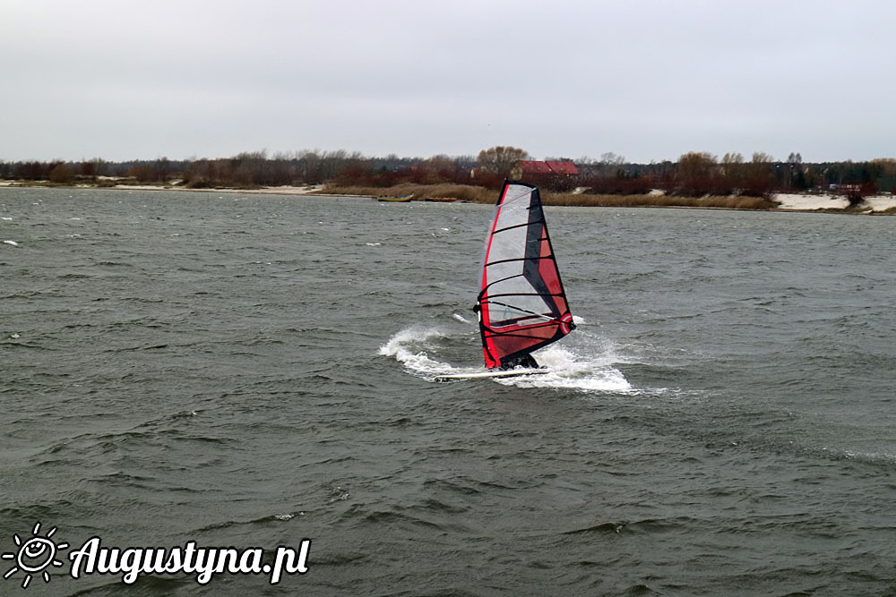 Zimny windsurfing, czyli 26-11-2016 w Jastarni na Po?wyspie Hel