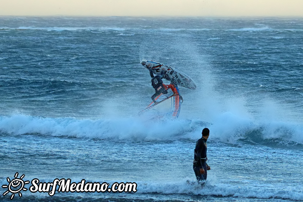  Early morning TWS Pro Slalom Training El Medano Tenerife 12-02-2017 Tenerife
