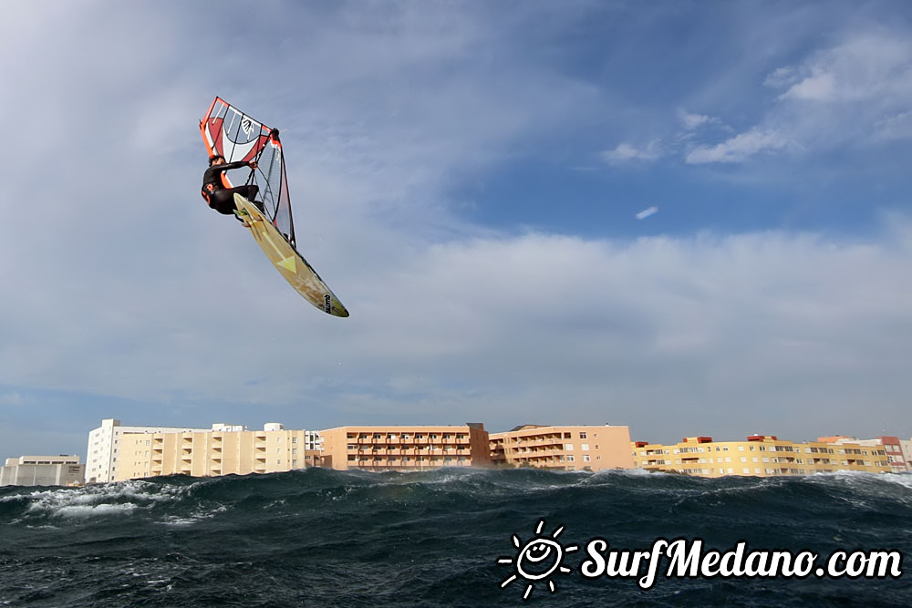  Early morning windsurfing at EL Cabezo in El Medano 06-03-2016 Tenerife