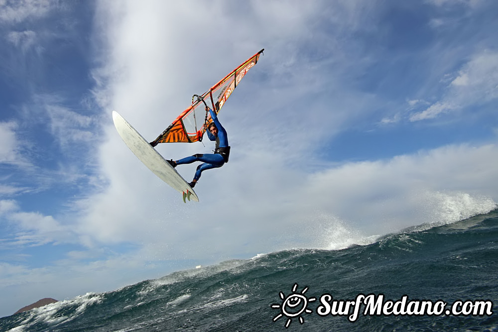  Early morning windsurfing at EL Cabezo in El Medano 06-03-2016 Tenerife