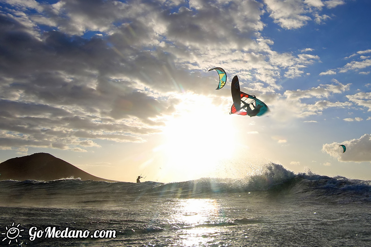 Sunset windsurfing at Harbour Wall in El Medano Tenerife 05-11-2017 Tenerife