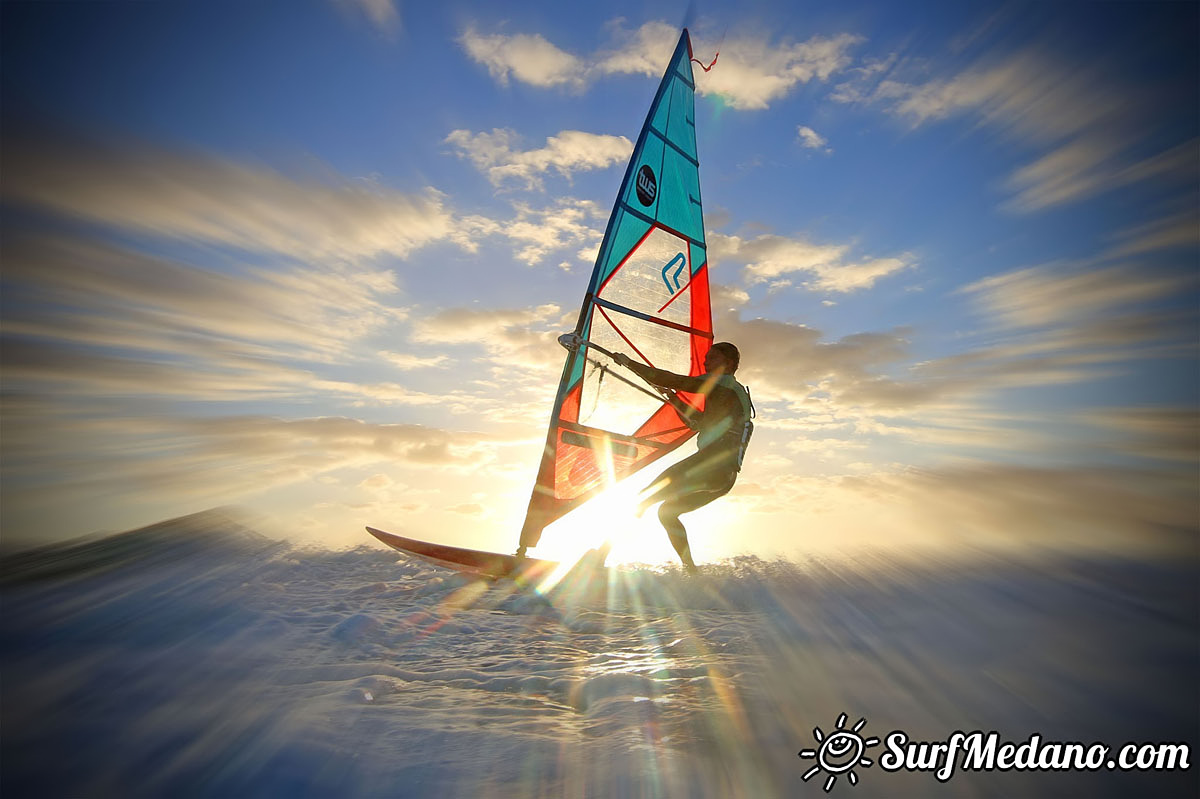 Sunrise windsurfing at Cabezo in El Medano Tenerife 10-11-2017 Tenerife